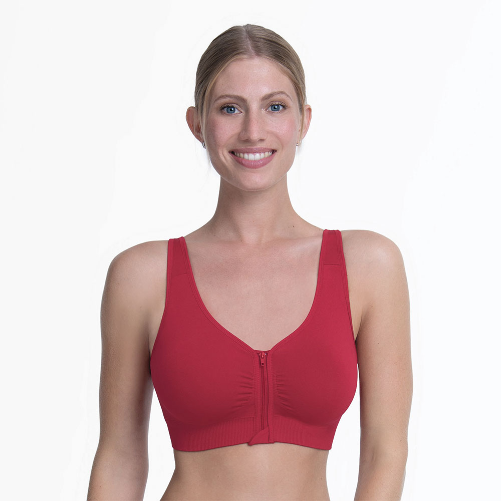 Anita care Prothesen-BH Lynn Red getragen am Model von vorne
