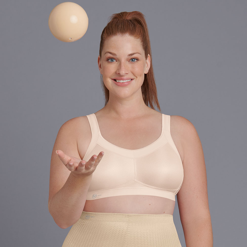 Anita active Sport-BH Momentum 5529 in Smart Rose - Model Lifestyle