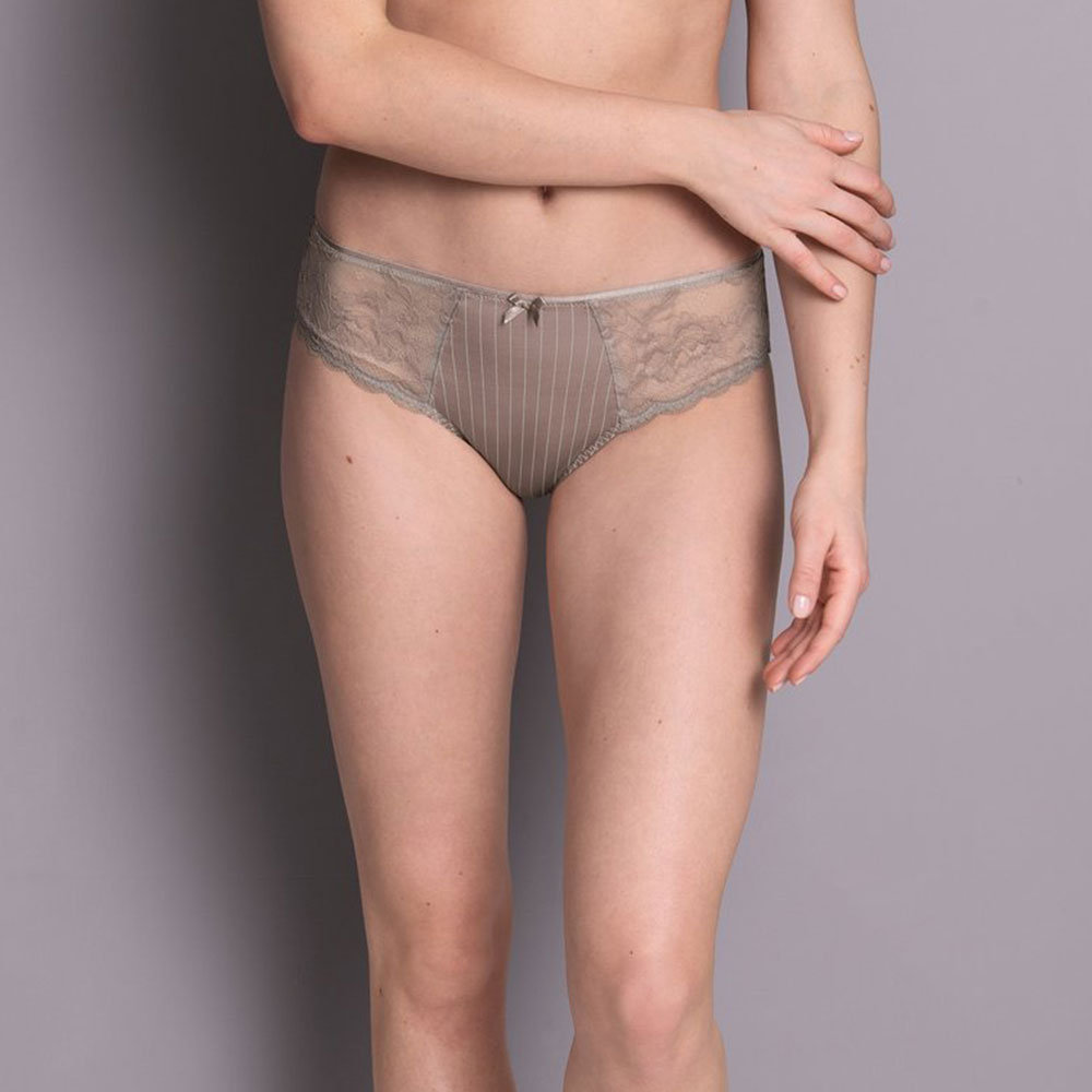 Anita Antonia Taillenslip 1325 in Grau - Modelansicht Anita Antonia Taillenslip 1325 in Grau - Modelansicht
