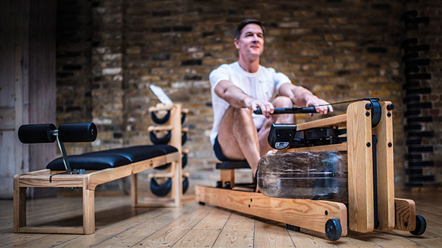 Rudergeräte von WaterRower und mehr für Ihr Ganzkörpertraining. Rudergeräte von WaterRower und mehr für Ihr Ganzkörpertraining.