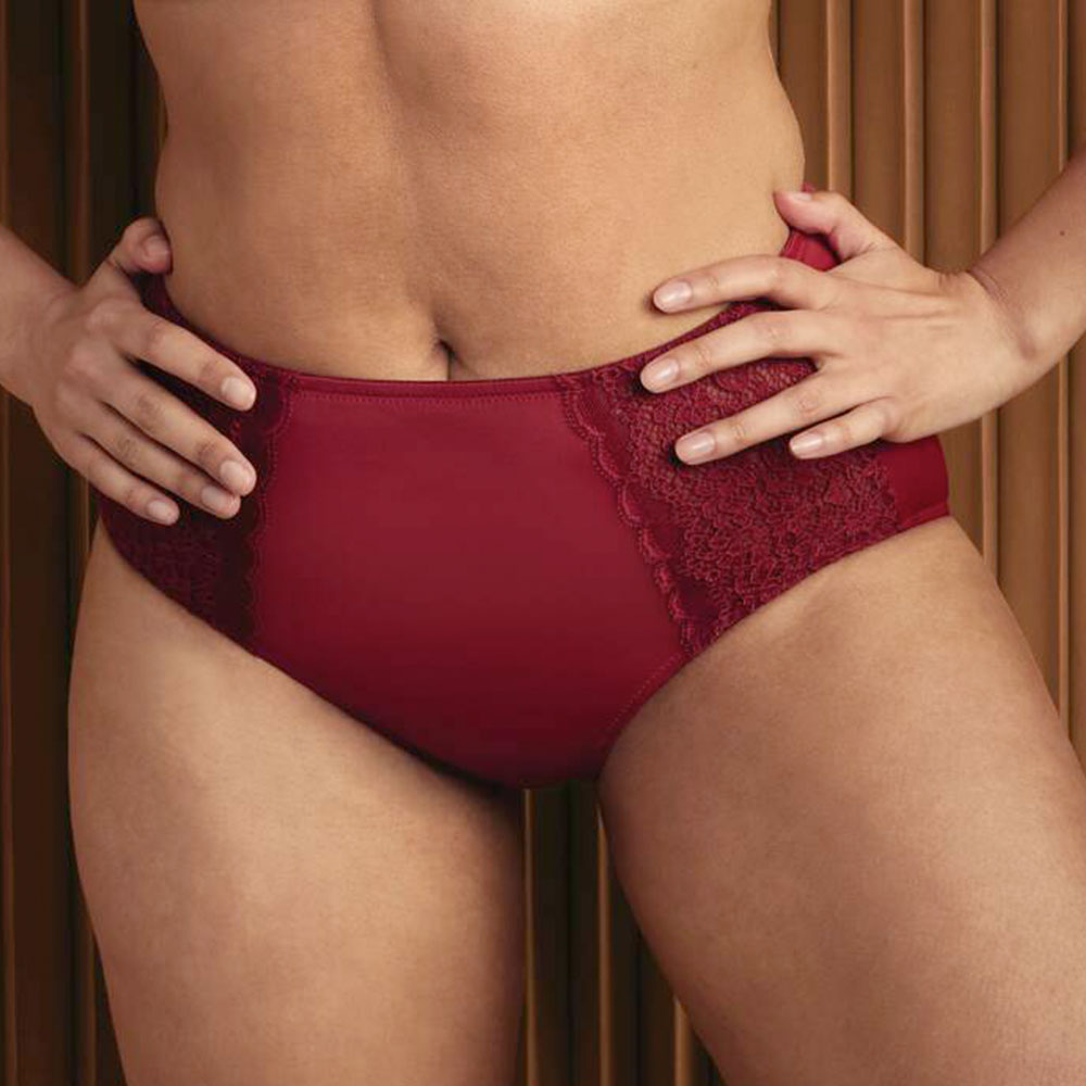 Anita Taillenslip Havanna 1512 in Dark Red - Model