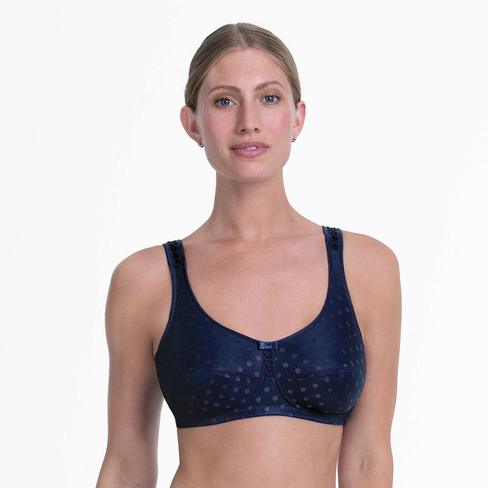 Anita care Prothesen-BH Airita Maritim Blue getragen am Model